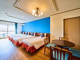 Rycom Family Resort Hotel