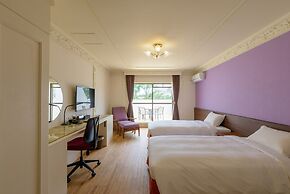 Rycom Family Resort Hotel