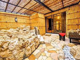 Rycom Family Resort Hotel