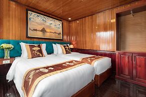 Cozy Bay Classic Cruise