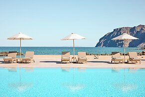 Rocrita Lifestyle Beach Resort