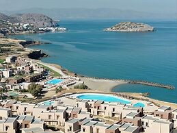 Rocrita Lifestyle Beach Resort