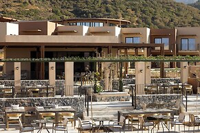 Rocrita Lifestyle Beach Resort