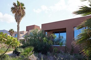 Rocrita Lifestyle Beach Resort
