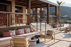 Rocrita Lifestyle Beach Resort
