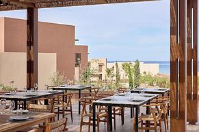 Rocrita Lifestyle Beach Resort