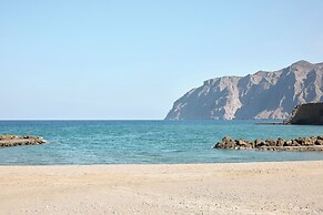 Rocrita Lifestyle Beach Resort