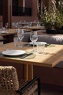 Rocrita Lifestyle Beach Resort