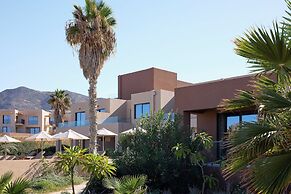 Rocrita Lifestyle Beach Resort
