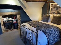 The Kingsbury at No7 & No8