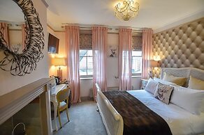 The Kingsbury at No7 & No8