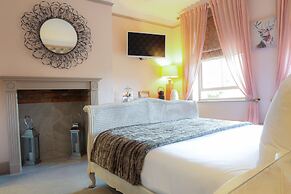 The Kingsbury at No7 & No8