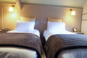 The Kingsbury at No7 & No8