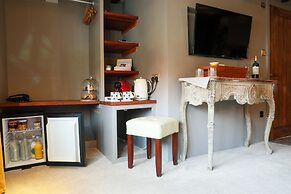 The Kingsbury at No7 & No8