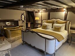 The Kingsbury at No7 & No8