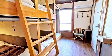 Guest House Komatsuya - Hostel