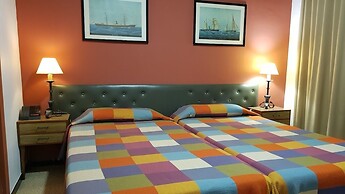 Hostal Residencia Catalina