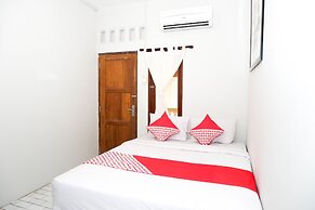 OYO 422 Achterhuis Guesthouse