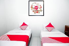 OYO 422 Achterhuis Guesthouse