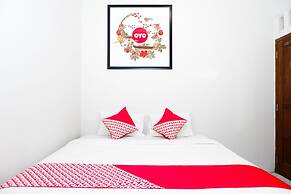 OYO 422 Achterhuis Guesthouse