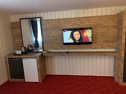 Adanaz Otel