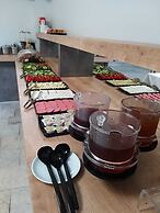Adanaz Otel