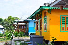 Rock and Wreck Dive Resort