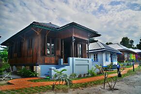 Rock and Wreck Dive Resort