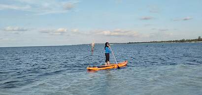 Rock and Wreck Dive Resort