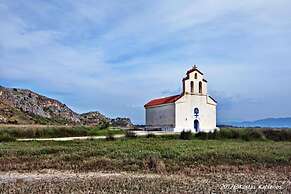 Kalogria Beach Apartments