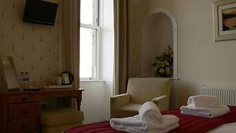 The Home Arms Guesthouse