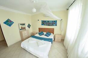 Villa Sunnyside by Lycia Collections