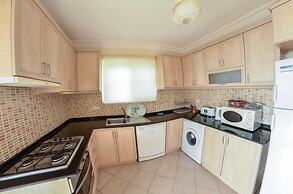 Villa Sunnyside by Lycia Collections