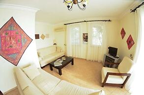 Villa Sunnyside by Lycia Collections