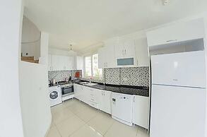 Villa Biba 1 by Lycia Collections