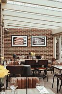 Winemaker's Pub