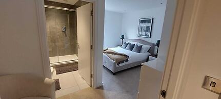 2 Bed Property Close to Heathrow Airport