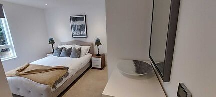 2 Bed Property Close to Heathrow Airport