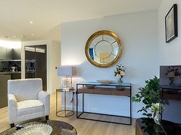 2 Bed Property Close to Heathrow Airport