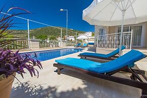 Villa Fusya by Lycia Collections