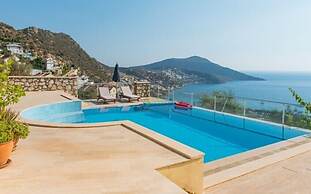 Villa Jendarma by Lycia Collections