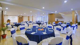 TreeHouse Chail Villas