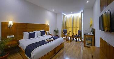 TreeHouse Chail Villas