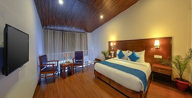 TreeHouse Chail Villas