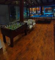 TreeHouse Chail Villas