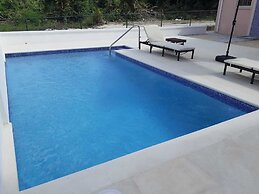 THE Cottage, Saint Davids, Christ Church, Barbados