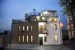 HOTEL PYRAMIDA