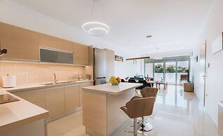 Rhodes Port Haven Suite