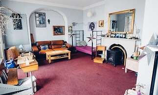 Spoon and the Stars Hostel