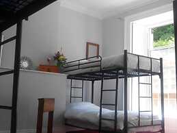 Spoon and the Stars Hostel